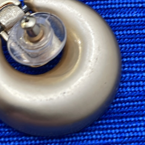 Vintage Monet Gold Plated Hoop Earrings - Picture 5 of 11